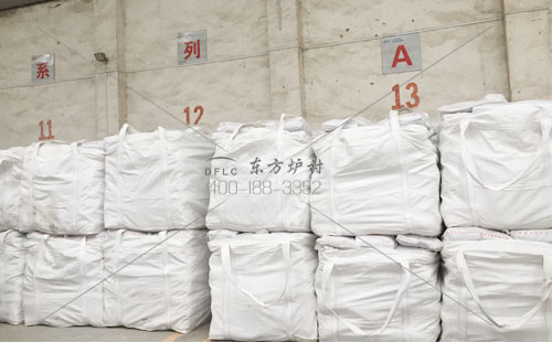 河南耐材廠家告訴你關于輕質保溫澆注料配方的問題