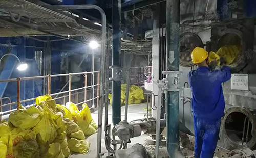 耐火澆注料襯里自粉化現象原因分析