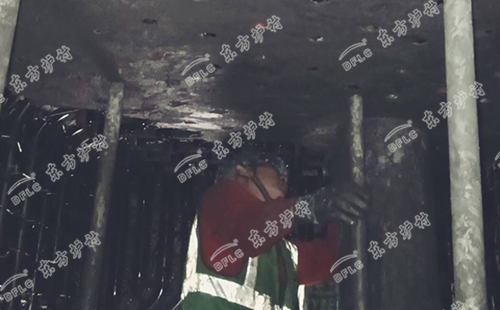 耐火澆注料出現裂縫要怎么補救