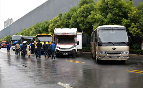 探訪丨東方爐襯走進宇通集團