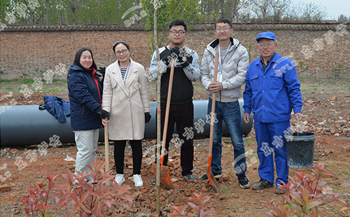 植樹活動 | 綠水青山就是金山銀山，東方爐襯組織員工義務植樹