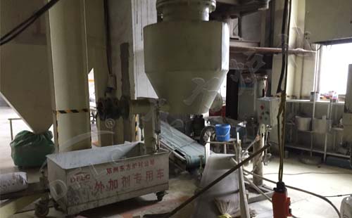 耐火澆注料生產廠家告訴你結合劑的使用方法