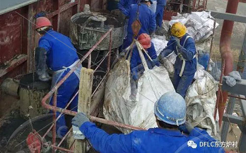 回轉窯冷卻機用耐火澆注料這樣施工作用會更大