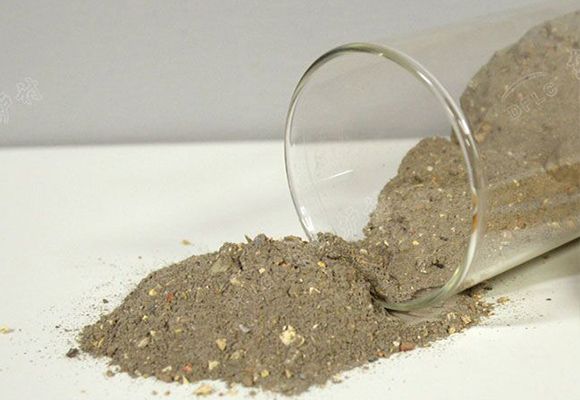 不沾鋁澆注料
